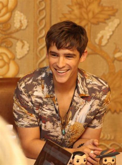 exclusive interview with disney pirates newcomer brenton thwaites as henry turner
