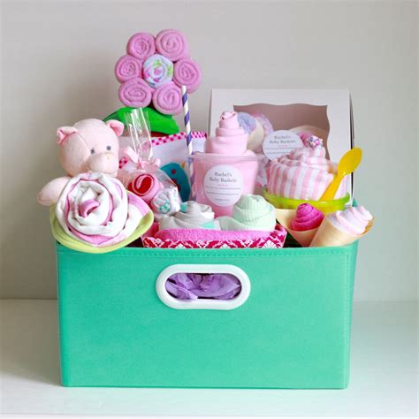 The team at my baby gifts specialises in sending gifts for newborn babies to homes, workplaces and hospitals in perth, northbridge, east perth, west. Baby Girl Gift Basket, Baby Shower Gift, Newborn Gift ...