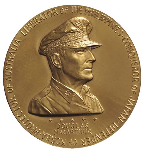 Macarthur Award Unc Army Rotc