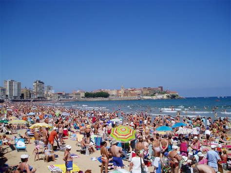 Cancela sin cargo casi siempre. Playa de San Lorenzo (Gijon) - 2021 All You Need to Know ...