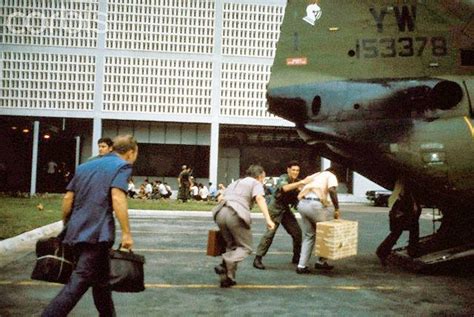 Vietnam War Over 40 Years Ago 75 Color Photographs That Capture The