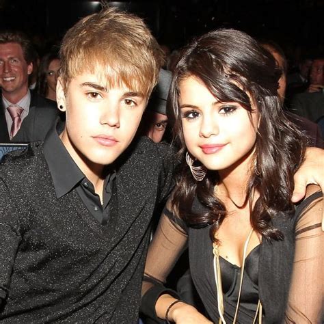 Selena Gomez Reunited With Justin Bieber And The Internet Cant Handle