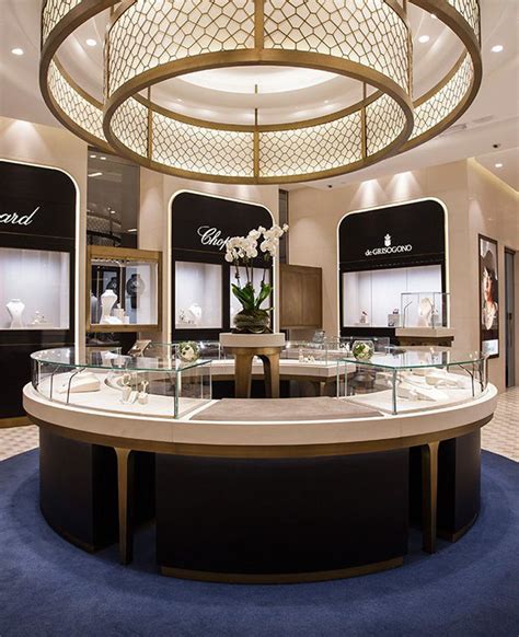 This is a contemporary design that works well to. High End Jewellery Shop Interior Showcase Design | Jewelry ...