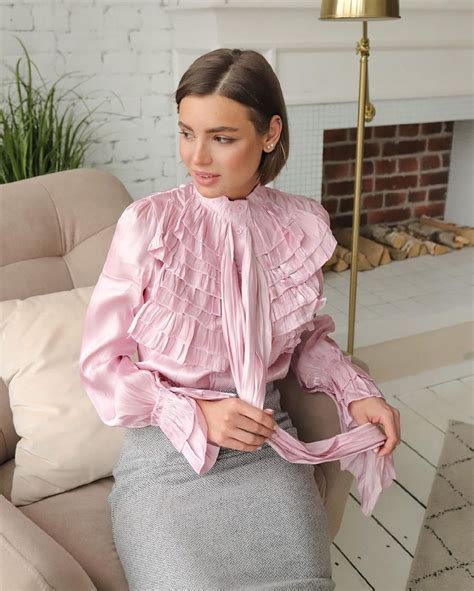 Ruffle Bow Blouse Beautiful Blouses Pleated Skirt Outfit Pretty Dresses