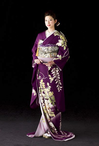 What Is A Kimono Some Interesting Facts About This Traditional Japanese Clothing Artofit