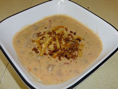 Are you looking for an easy low carb soup? Katie and Matt's Kitchen: Crockpot Bacon Cheeseburger Soup