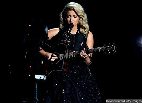Tori Kelly Delivers Heartbreaking Cover Of Hallelujah During Emmy