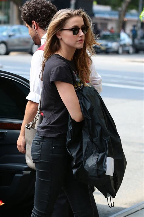 Heard first gained mainstream recognition for supporting roles in the action film never back down (2008). Amber Heard Italia on Twitter: "#candids (+12) — # ...