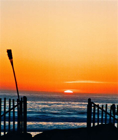 Welcome Sunset Santa Claus Beach Carpinteria Ca California Sunset