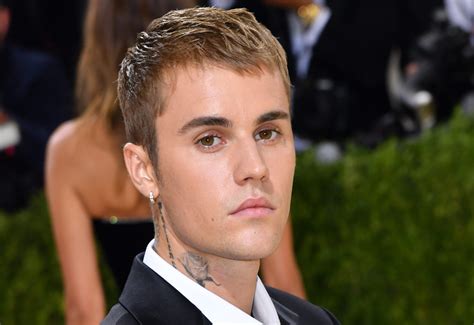 Justin Bieber Confirms Suffering From Facial Paralysis Affluencer