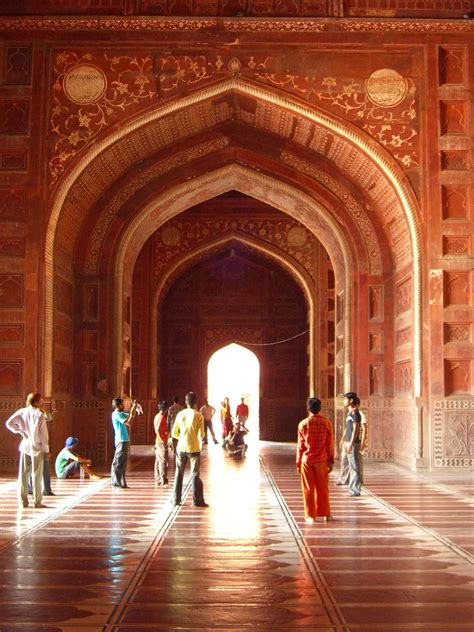 Filetaj Mahal Mosque Interior Agra Wikimedia Commons