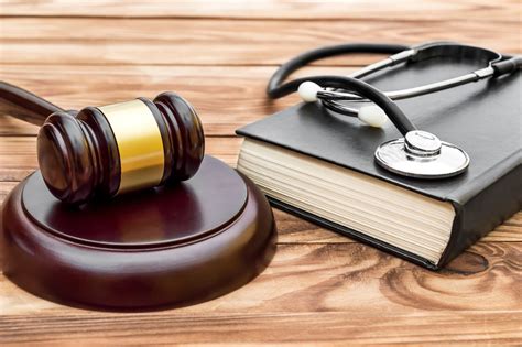 How To Choose The Right Medical Malpractice Law Firm For You