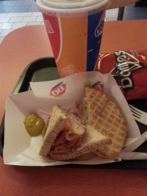 There are seven food stations where guests can see their food being prepared. Dairy Queen - Fast Food - The Strip - Las Vegas, NV - Yelp