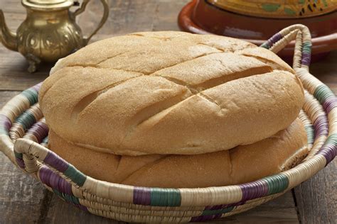 Basic Moroccan White Bread Khobz Recipe