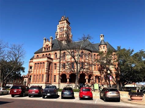 Things To Do In And Near Downtown Waxahachie Texas A First Timers