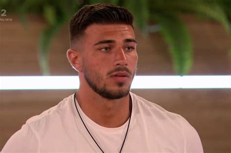 love island fans baffled by tommy fury s romantic confession to molly mae about her eyes irish