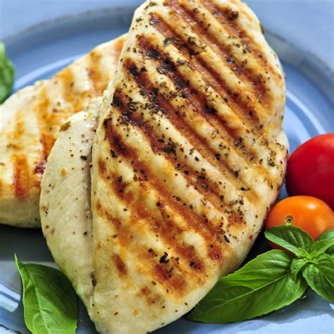 37% fat, 0% carbs, 63% protein. 1 Kg Of Chicken Breast Protein Diet - cleverinter