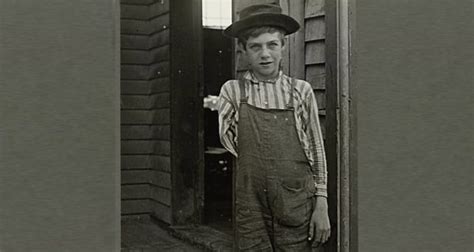 23 Lewis Hine Child Labor Photos That Shocked America