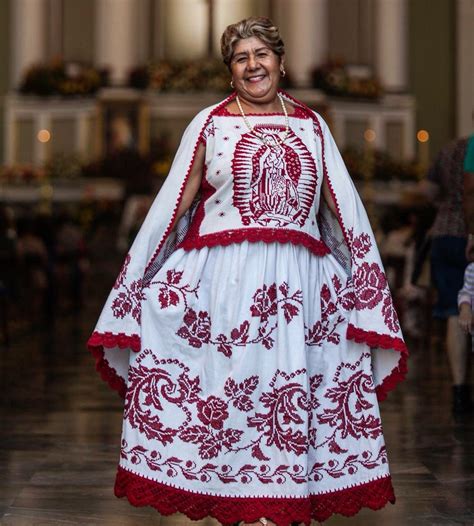 Los colores de México Trajes típicos Vestimenta
