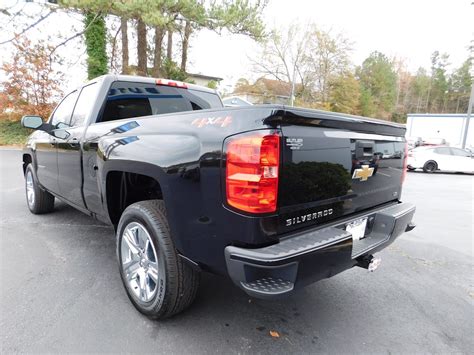 New 2019 Chevrolet Silverado 1500 Ld Custom Extended Cab Pickup In