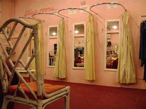 43 Best Fitting Rooms Images On Pinterest Dressing Room Shop Ideas And Boutique Ideas