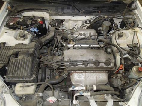 Sell 2000 Honda Civic Exhaust Manifold 2165188 In Garretson South