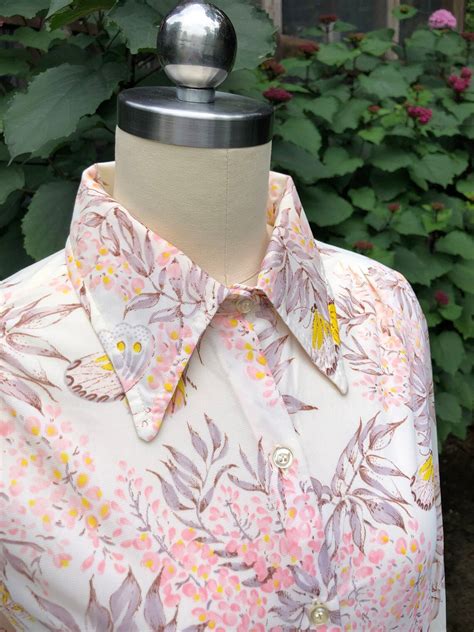 70s Pointy Collar Butterfly Shirt70s Butterfly Collar Etsy