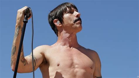 Watch Why Anthony Kiedis Doesnt Want To Have Sex With Groupies Radio X