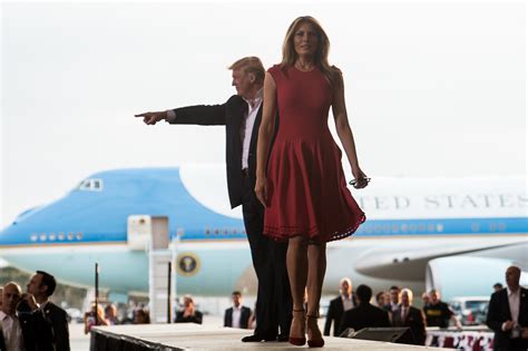 Photos Melania Trump In Red Dress At Melbourne Rally