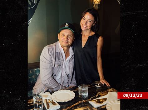 jeremy renner and ex wife sonni pacheco together again internewscast journal