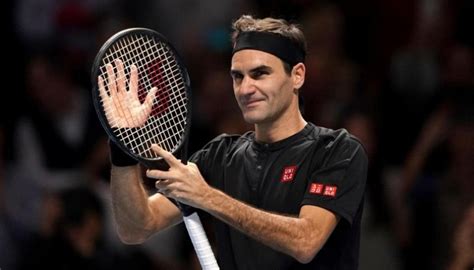 This is roger federer's official facebook page. Roger Federer: 'I'd rather leave that to a professional coach'