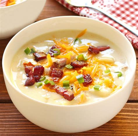 This simple potato soup is ultra creamy and comforting! Creamy Potato Soup - Sugar Apron