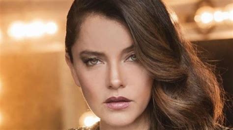 Sara maldonado cosmetics es una marca creada por sara maldonado trujillo, makeup artist profesional, con el propósito de empoderar, motivar el amor propio de cada mujer. ¡DE ESCÁNDALO! Sara Maldonado exhibe INFIDELIDAD de su ...