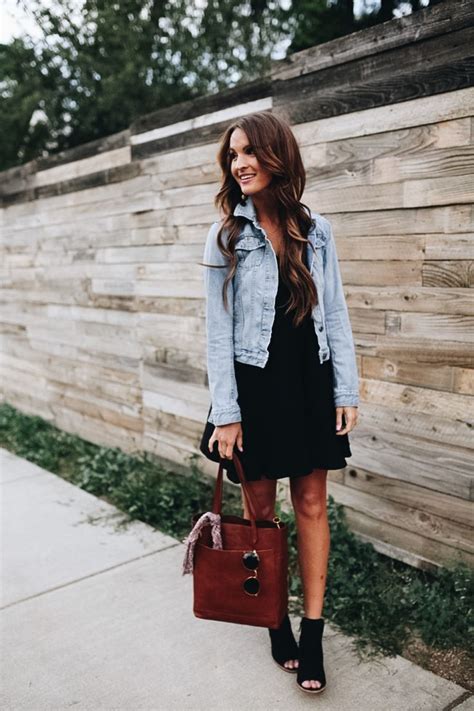 Cute Outfit Lbd With Black Sandals And Denim Jacket Date Outfit Herbst Date Outfit Fall