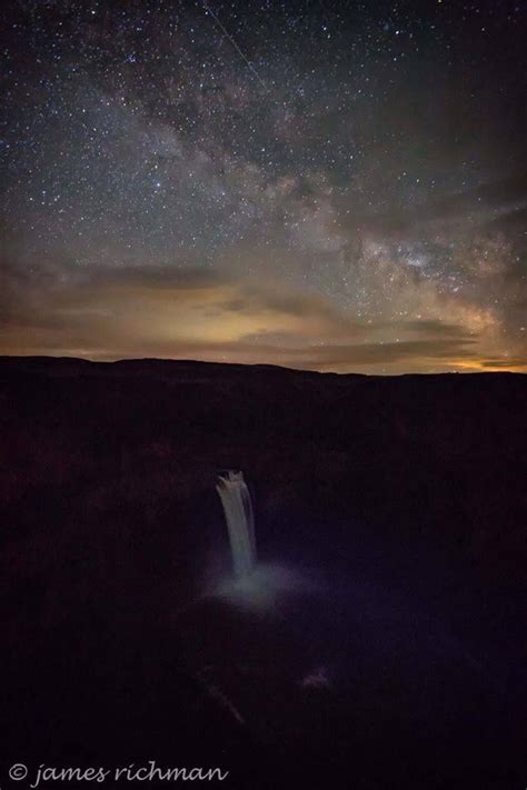 Milky Way Rising Over Washingtons Palouse Falls Shareitnwcn