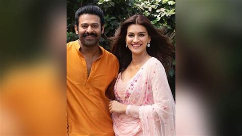 prabhas went down on his knees to propose kriti sanon will you get engaged soon jstimesnow