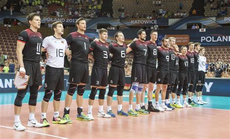 Wat is de geschiedenis van het duits elftal en wat is de kans dat ze het ek 2016 in frankrijk gaan winnen. EK: Duitsland en Rusland in halve finale | Vizier op volleybal