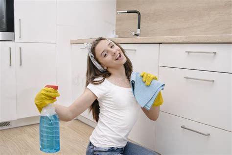 Happy Woman Cleaning Home Singing Housework Chores Conceptgirl Cleaning The House House