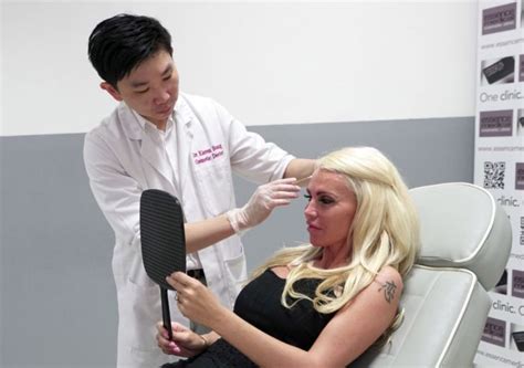 Woman Addicted To Plastic Surgery Says It S Her Goal To Look Plastic