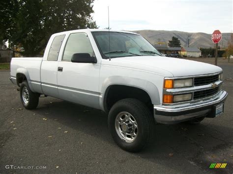 1997 Olympic White Chevrolet Ck 2500 K2500 Extended Cab 4x4 73054786
