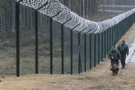 High Security Military Perimeter Fencing System At Rs 2500meter