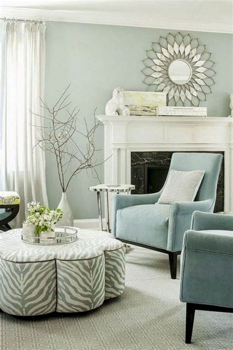 These diverse paint color ideas, from bold red to beige, are perfectly suited to small living rooms. 26 Elegant Living Room Color Schemes | Living room color ...