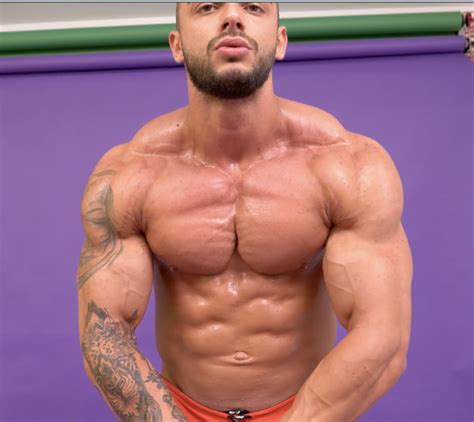 Flex4me Muscle Guys New Videos Posted Each Week Young Muscle Studs