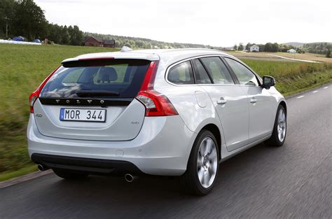 Read the definitive volvo v60 2021 review from the expert what car? Volvo V60 D5 AWD review | Autocar