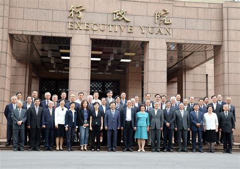 Outgoing Premier Focus Taiwan