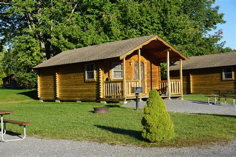 Log Cabin With Kitchenette And Bathroom Hartwick Highlands Campground