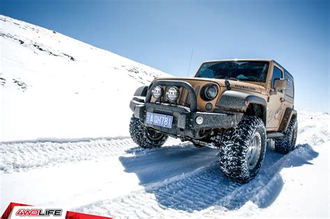Total 35 Imagen Jeep Wrangler In Snow Abzlocalmx