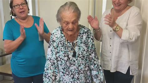 Abuela Que Cumple 103 Años De Edad Quiso Celebrarlos Con Univision 23