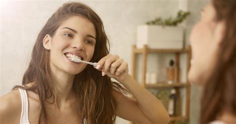 A third of British adults skip brushing their teeth twice a day ...