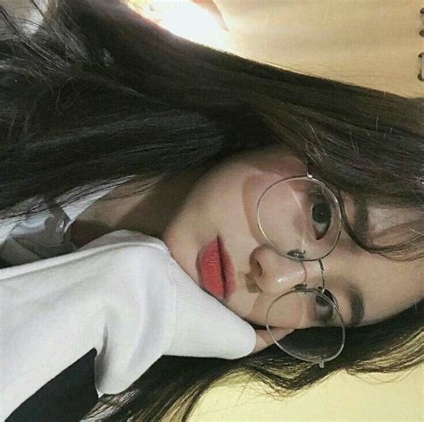 pin by victoria ️ on girl glasses ulzzang girl selca ulzzang girl ulzzang korean girl